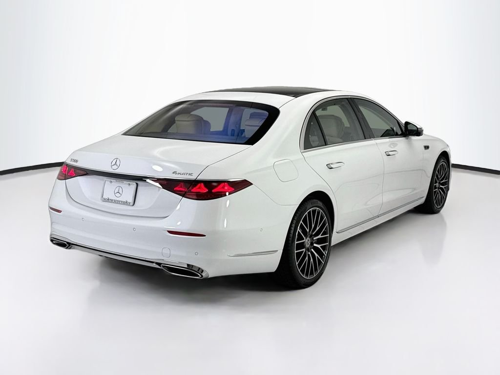 New 2027 MANUFAKTUR Moonlight White Metallic Mercedes-Benz S 500 image 5