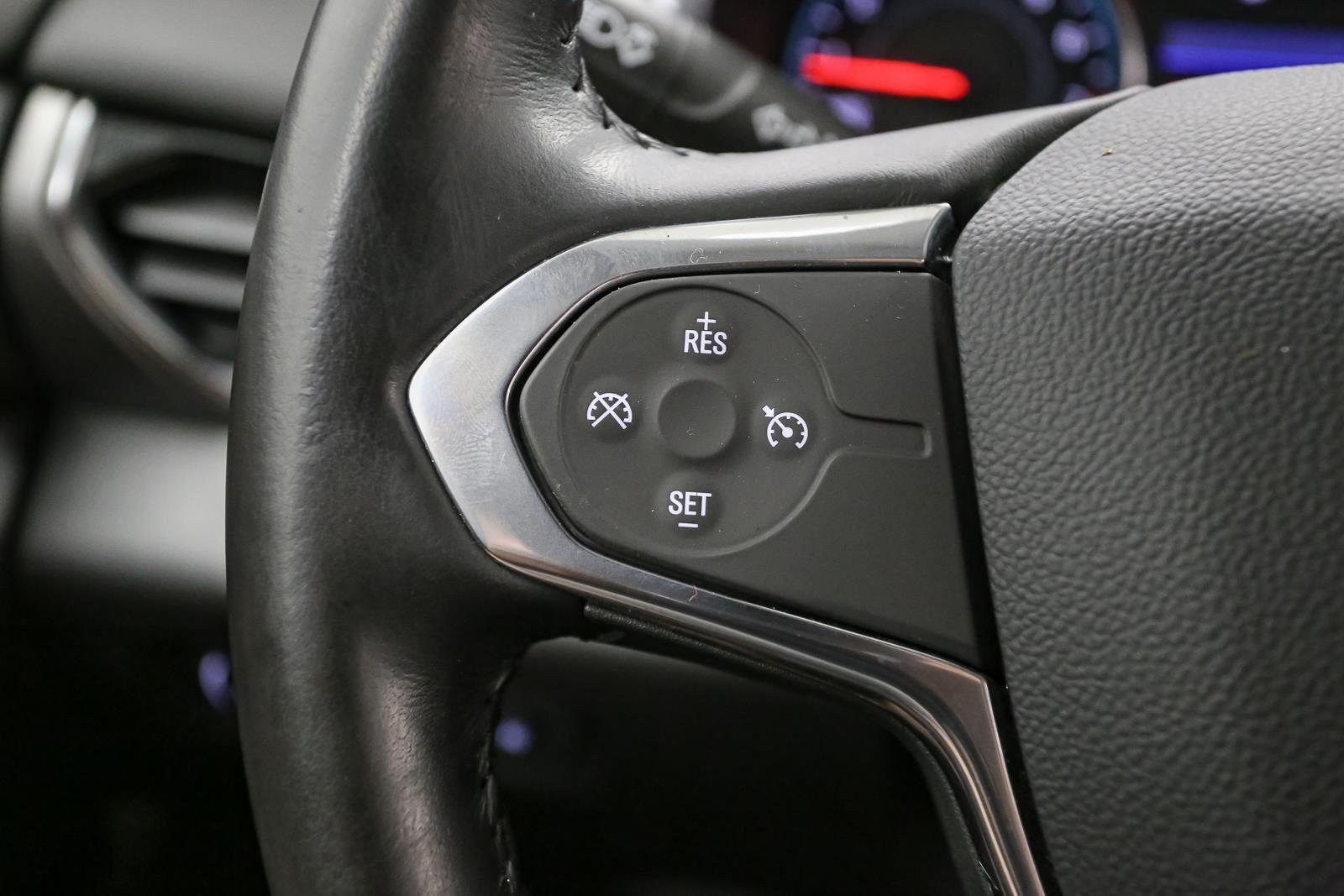 Used 2020 Graphite Metallic Chevrolet LT Cloth image 38