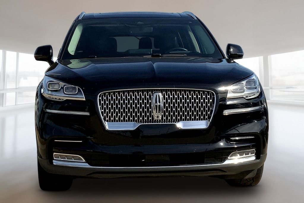 Used 2023 Black Metallic Lincoln Reserve image 3
