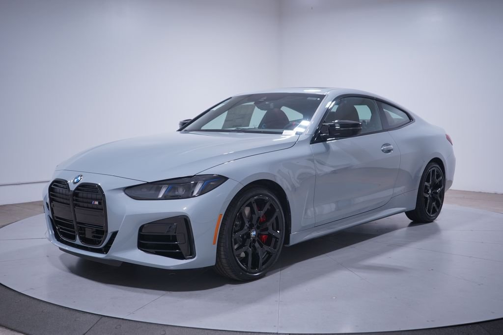 2026 BMW 4 Series M440i Coupe's photo