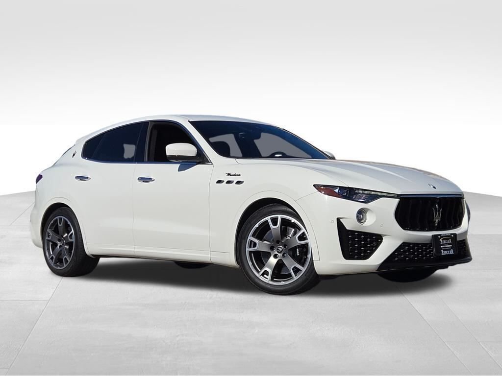 2023 Maserati Levante Modena's photo