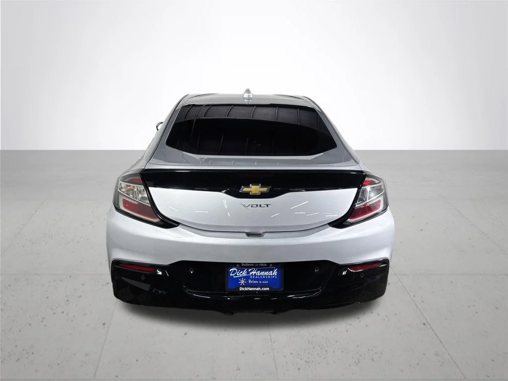 Used 2017 Silver Chevrolet Premier image 7