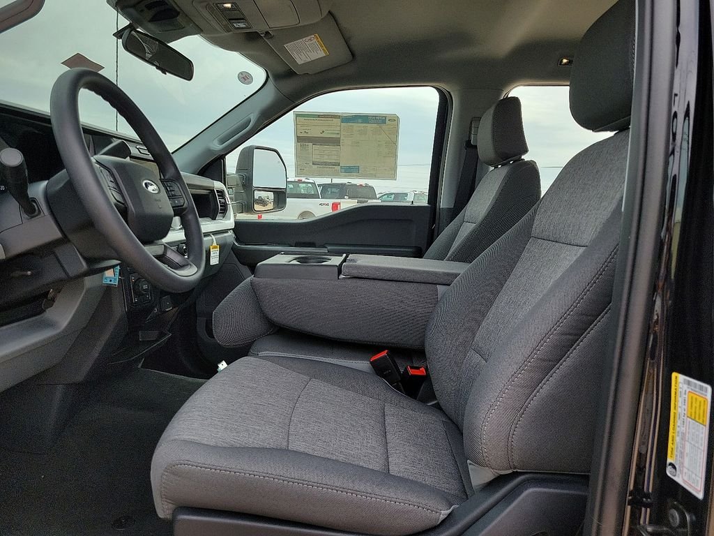 New 2026 Agate Black Metallic Ford F-250® XL image 19