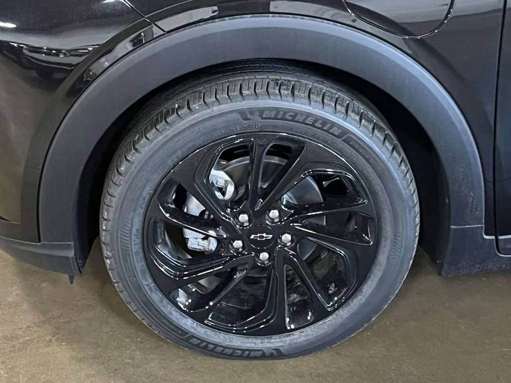 2027 Chevrolet Bolt RS - Photo 25