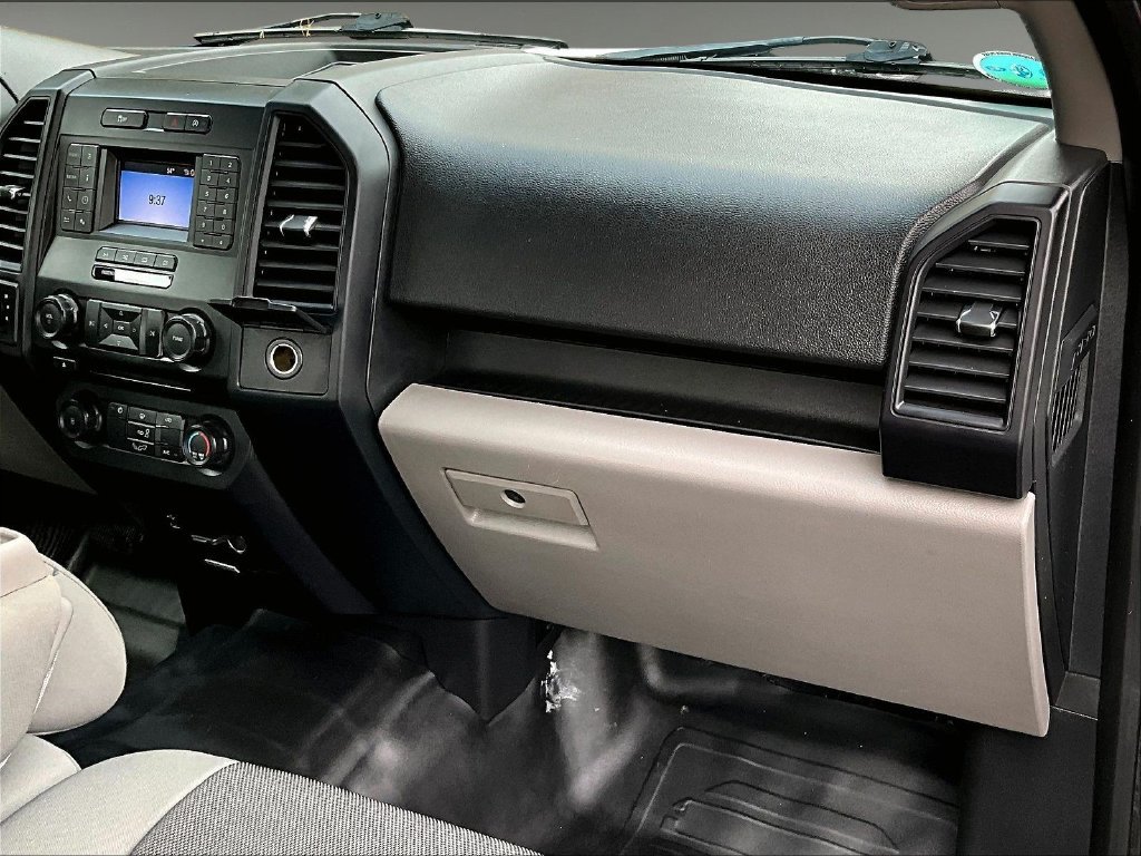 Used 2018 Oxford White Ford XL image 13