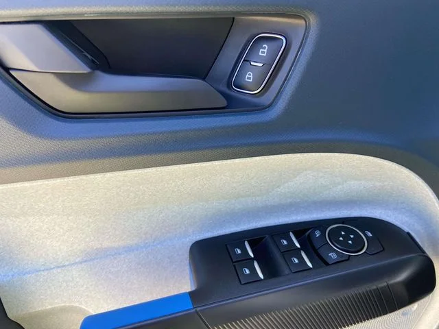 New 2026 Carbonized Gray Metallic Ford XLT image 13
