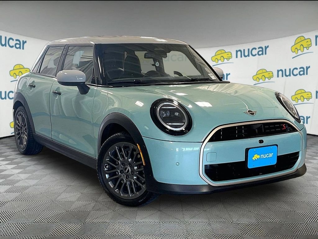 2025 MINI Hardtop Cooper S's photo