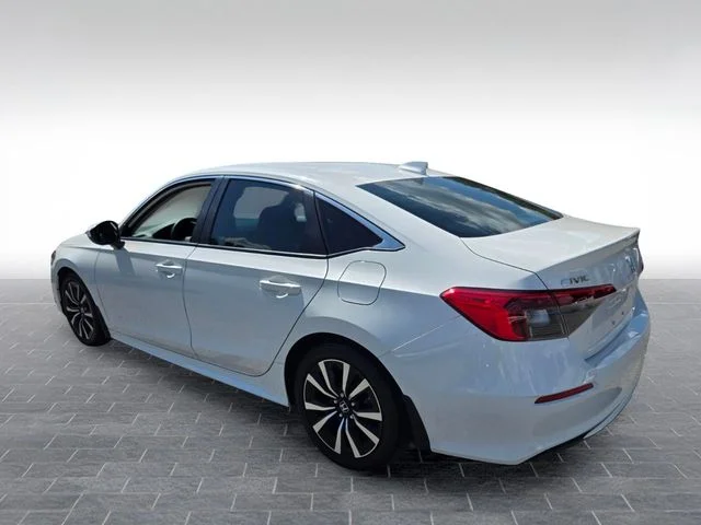 Used 2024 White Honda EX image 5