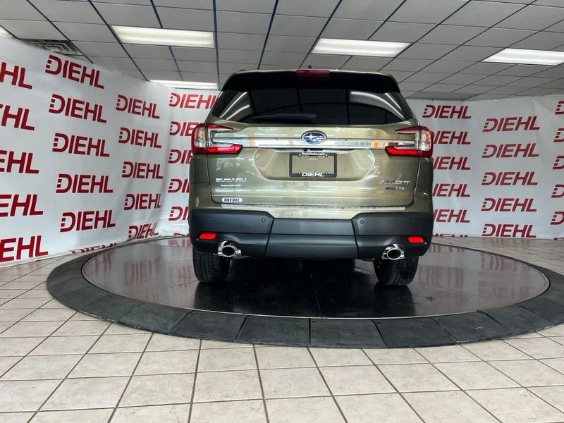 New 2026 AUTUMN GREEN METALLIC Subaru Limited 8-Passenger image 6