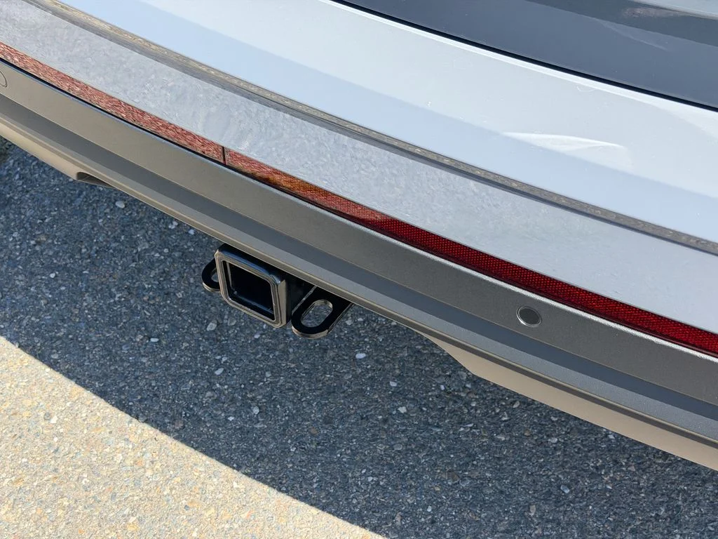 New 2026 Pure Gray Volkswagen 2.0T SE w/Technology image 8