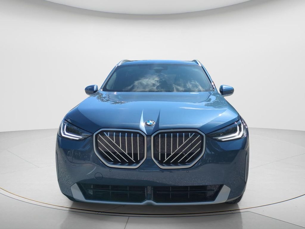 New 2026 Arctic Race Blue metallic BMW 30 xDrive image 2