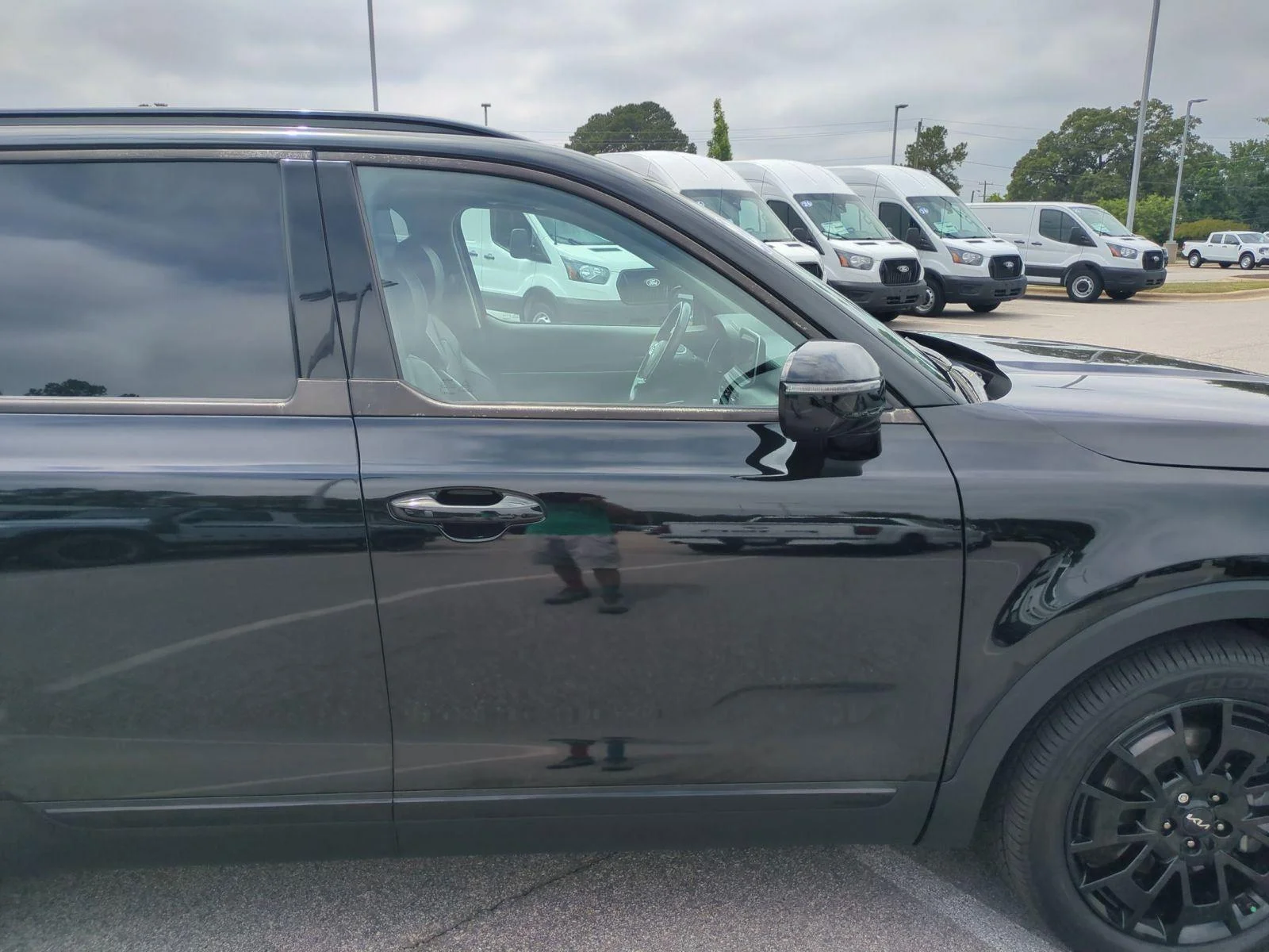 Used 2022 Ebony Black Kia SX image 41