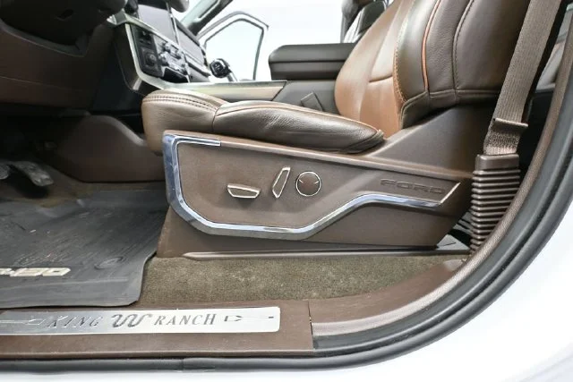 Used 2022 White Ford King Ranch image 17