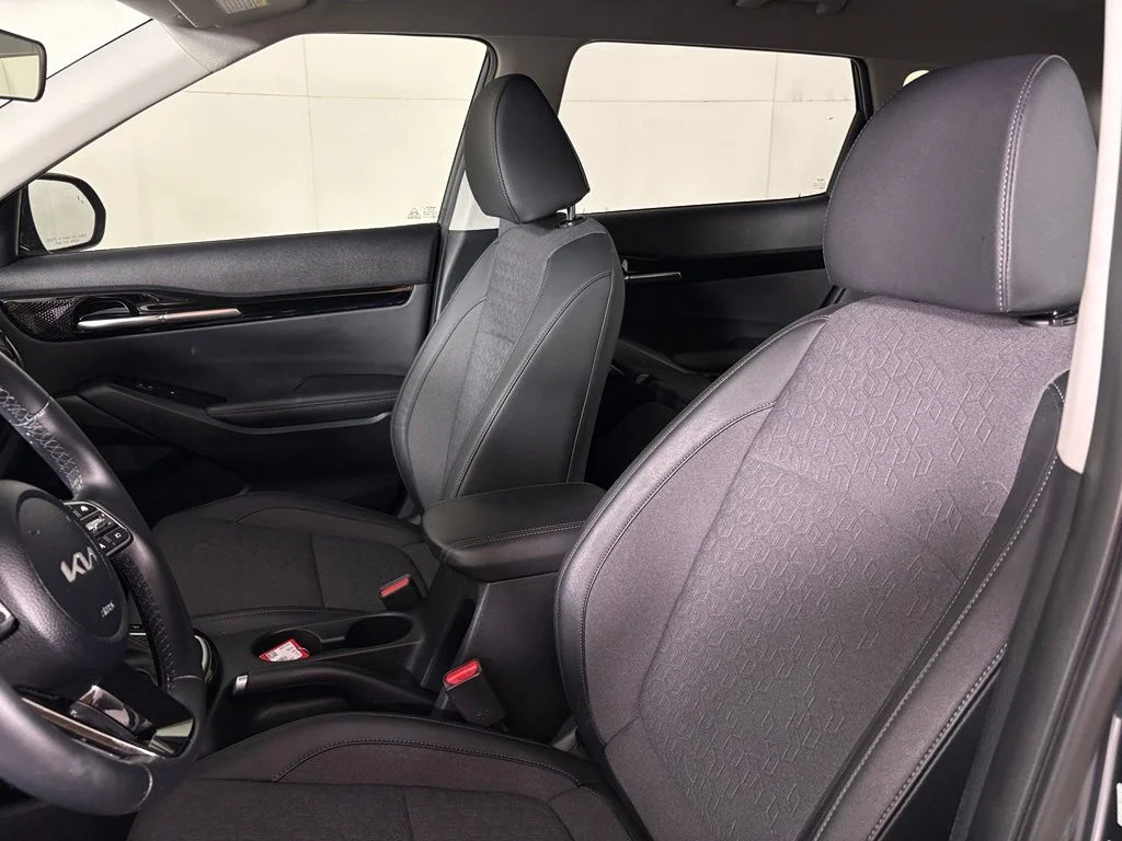 Used 2024 Gray Kia X-Line image 18