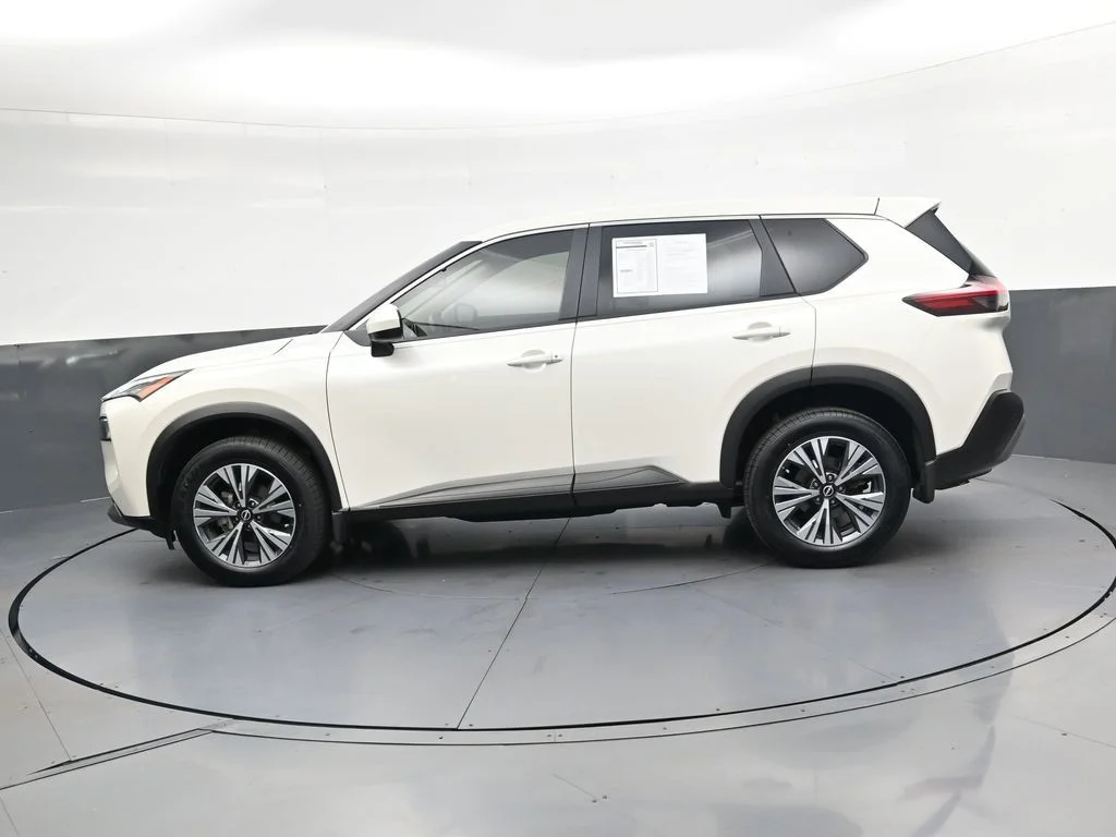 Used 2023 White Nissan SV image 11