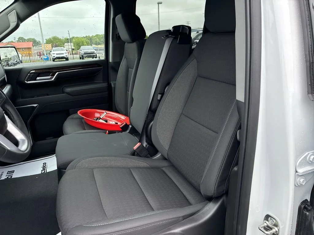 New 2026 Summit White GMC SLE image 11
