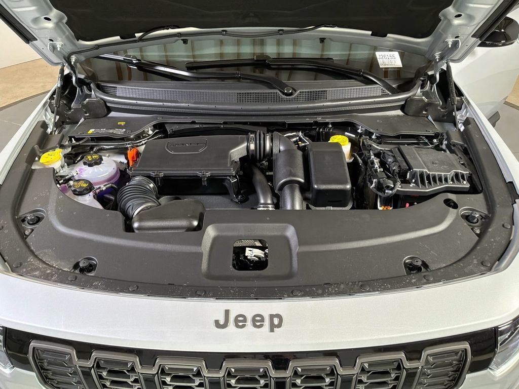 New 2026 Silver Zynith Clearcoat Jeep Limited image 32