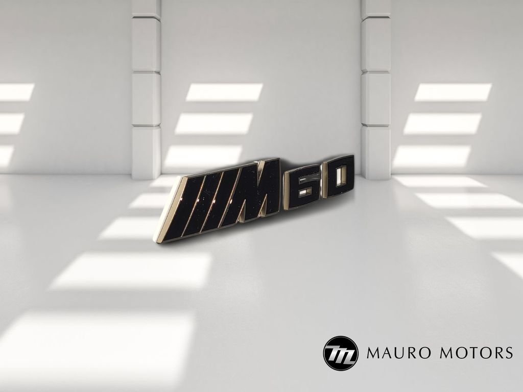 2025 BMW iX M60 - Photo 6