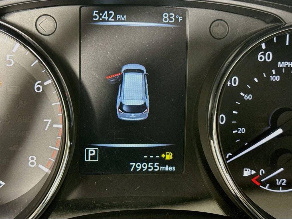 Used 2017 Pearl White Nissan SL image 12