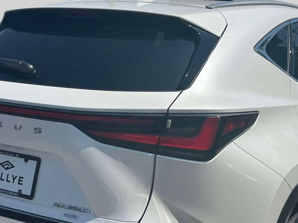 Certified Used 2024 White Lexus 350h Premium image 9
