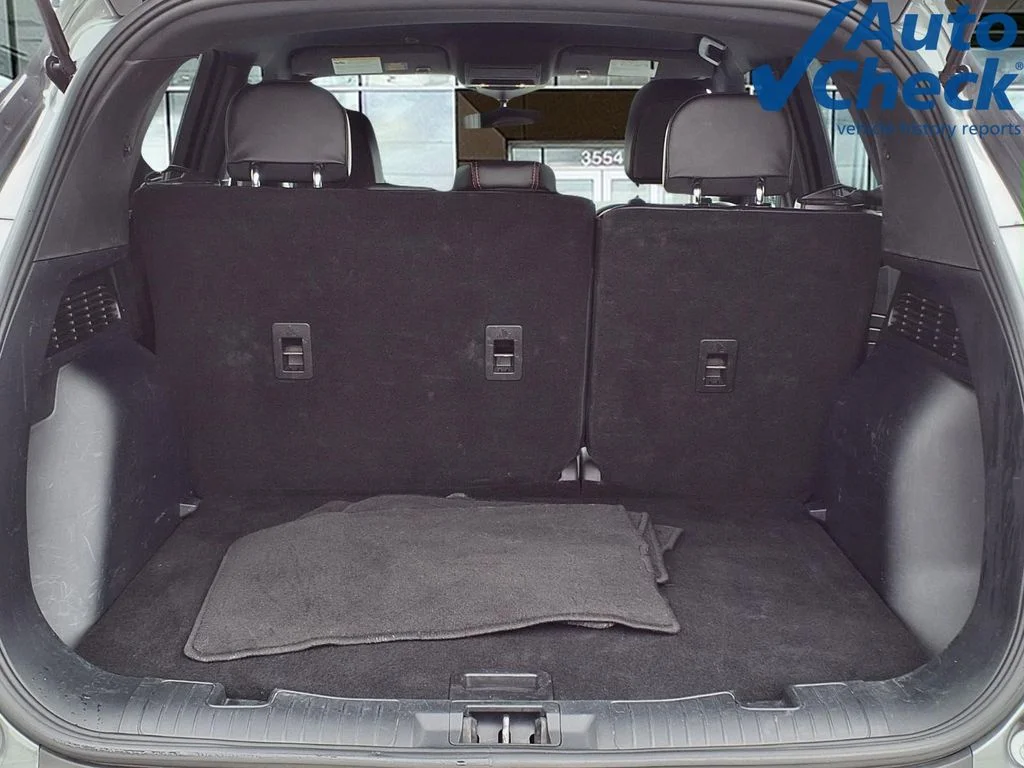 Used 2025 Gray Ford ST-Line image 7