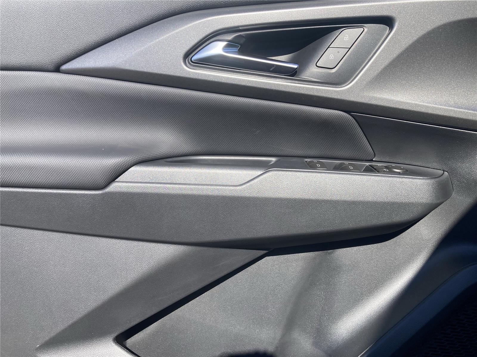 2026 Chevrolet Equinox EV 1LT - Photo 25
