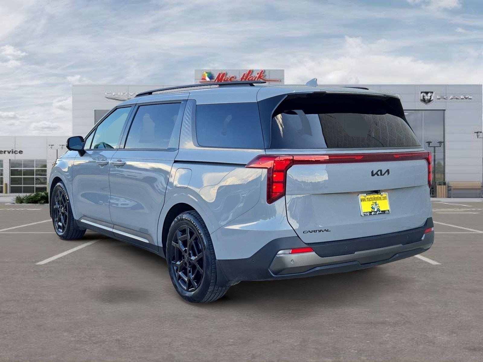 Used 2025 Ceramic Silver Kia SX image 3