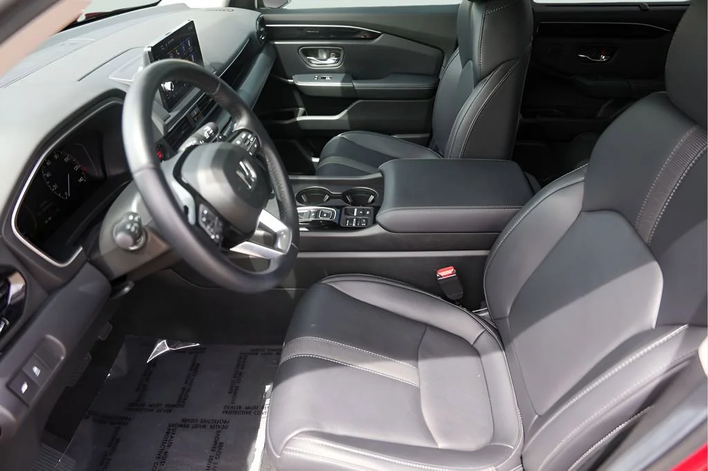 Used 2024 Red Honda EX-L image 12