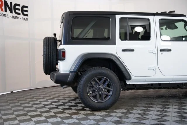 New 2026 Bright White Clear-Coat Exterior Paint Jeep Sport S image 38