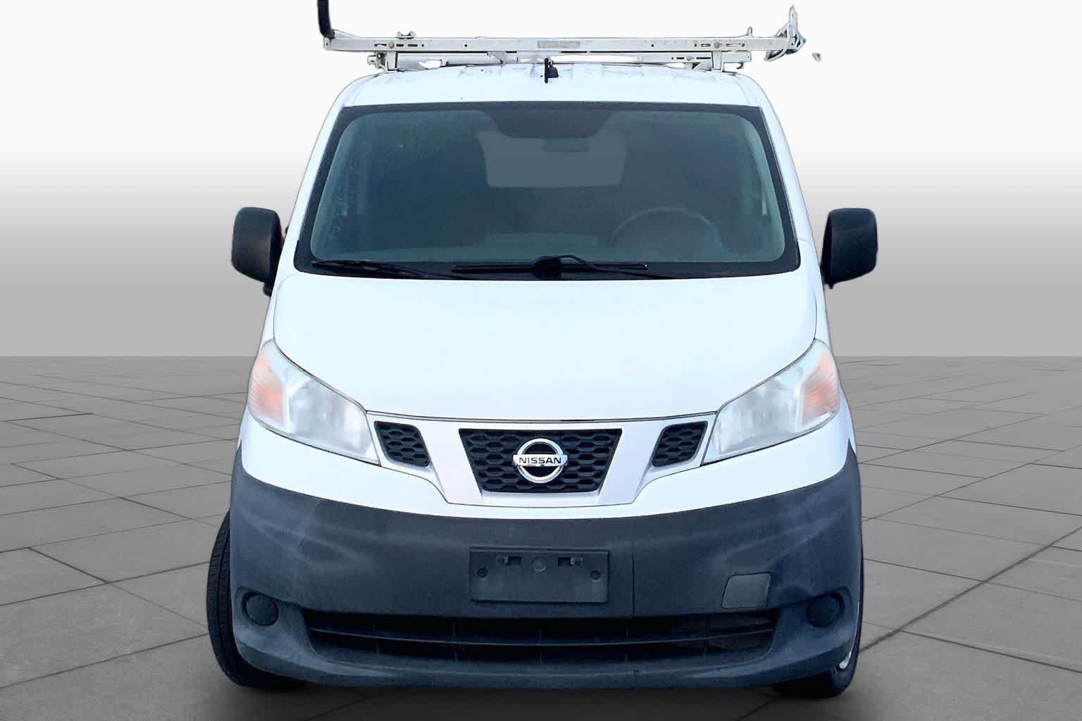 Pre-Owned 2015 Nissan NV200 S