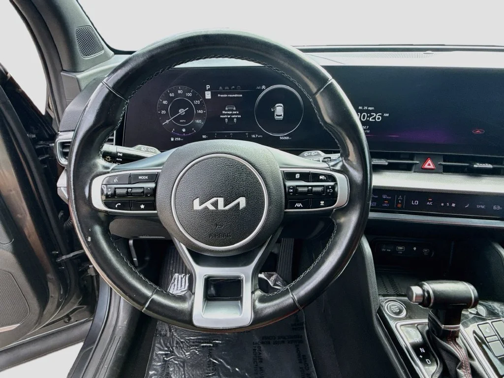 Used 2023 Gravity Gray Kia SX image 8
