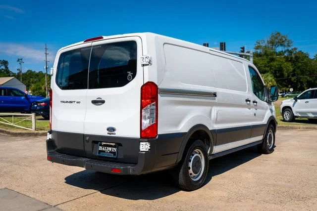 Used 2016 Oxford White Ford Base image 19