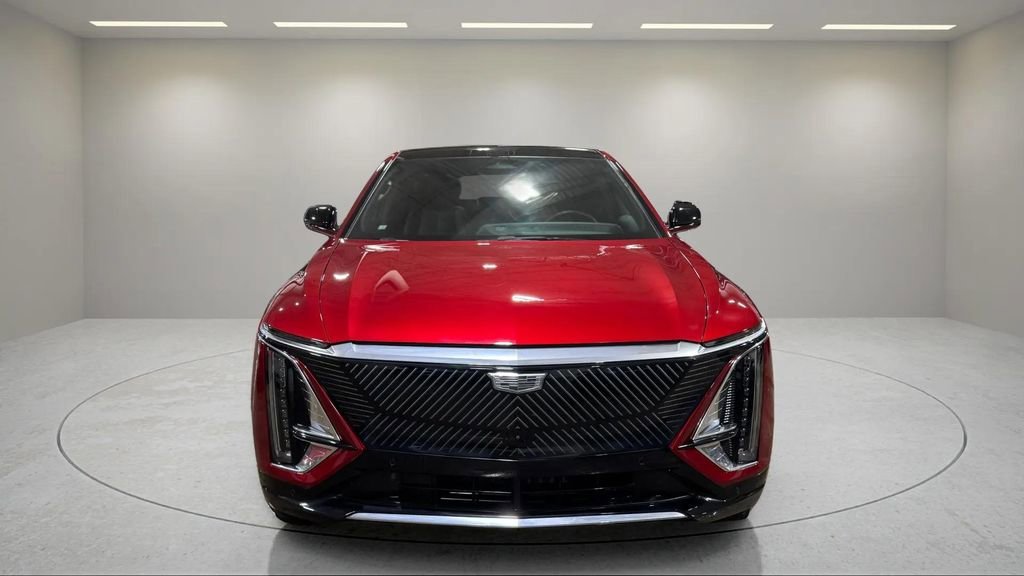 Used 2024 Cadillac LYRIQ Luxury 3 with VIN 1GYKPSRL6RZ140280 for sale in Waukesha, WI