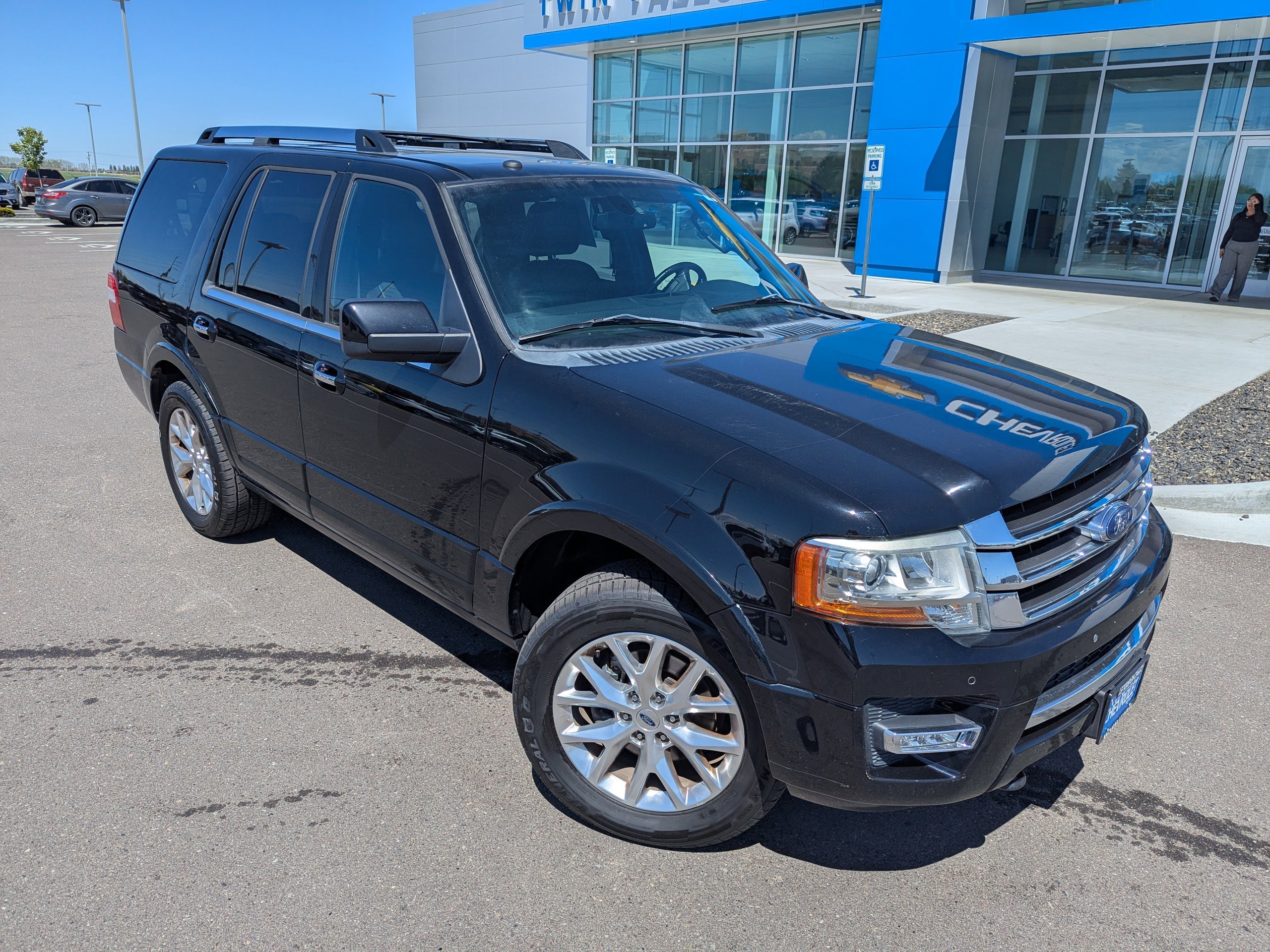 Used 2017 Black Ford Limited image 4