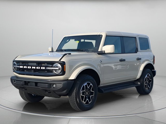 2026 Ford Bronco Outer Banks®