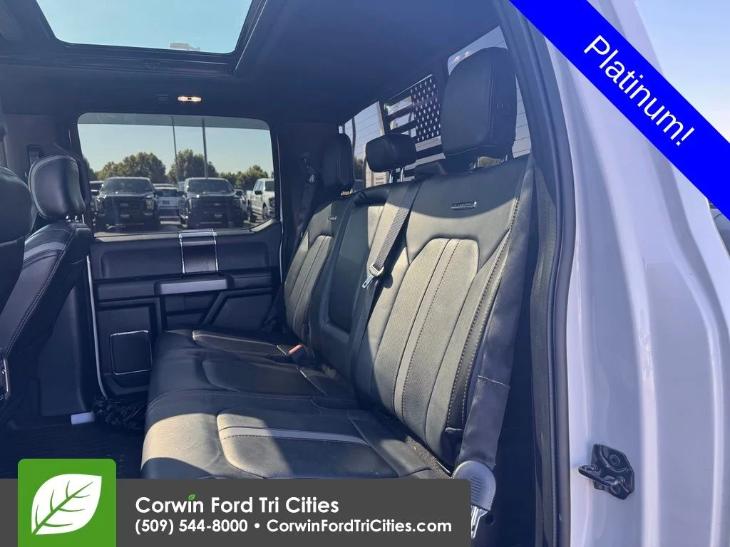 Used 2018 White Platinum Tri-Coat Metallic Ford Platinum image 12