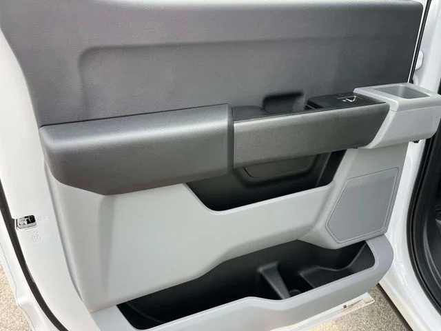 New 2026 Oxford White Ford F-250® XL image 20