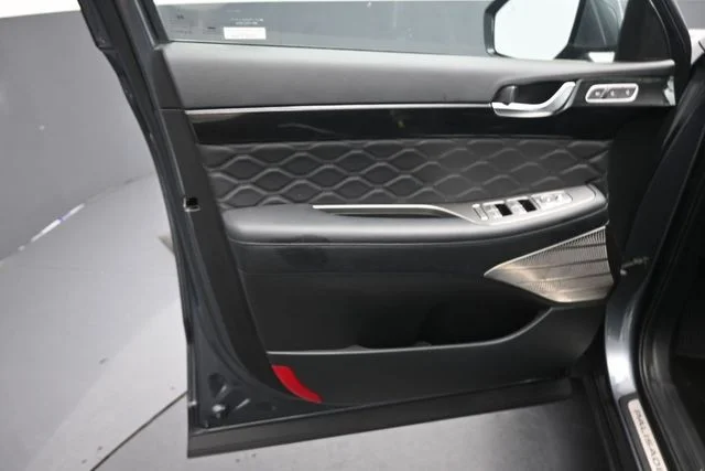 Used 2020 Steel / Graphite Hyundai Limited image 19