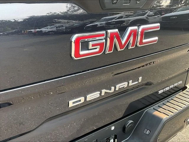 Used 2024 Silver GMC Denali image 8
