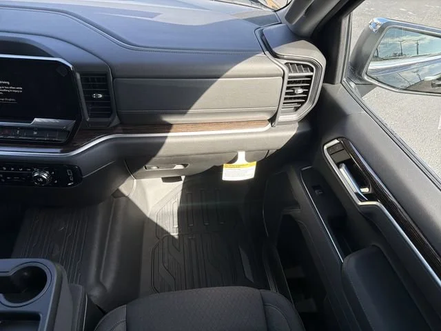 New 2026 Onyx Black GMC SLE image 15
