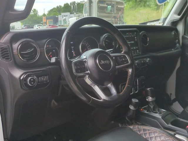 Used 2021 White Jeep Overland image 29