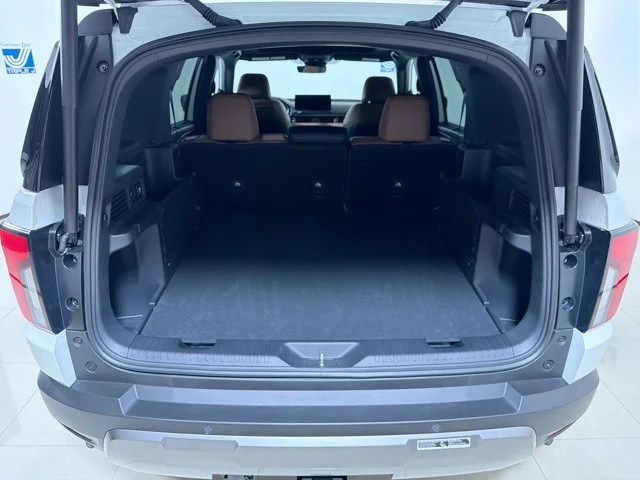 New 2026 PLATINUM WHITE Honda TrailSport Elite Blackout image 11