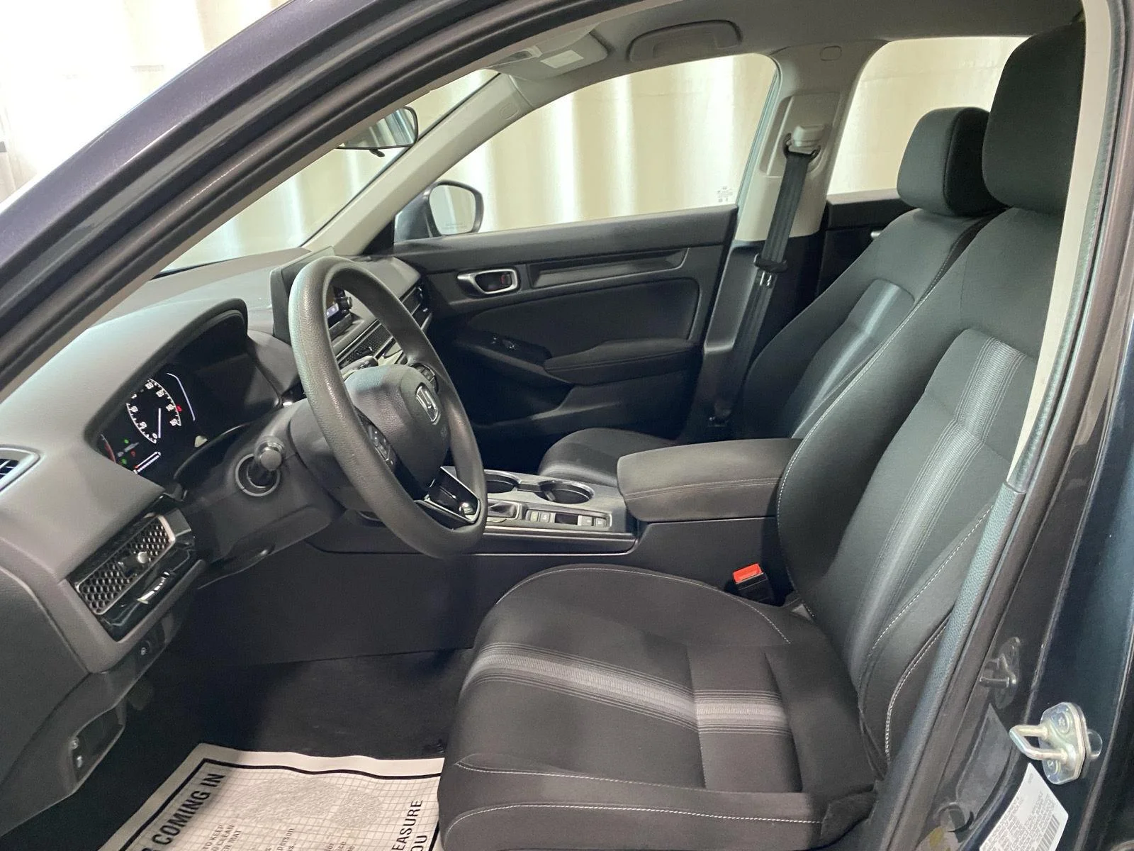 Certified Used 2024 Meteorite Gray Metallic Honda LX image 16