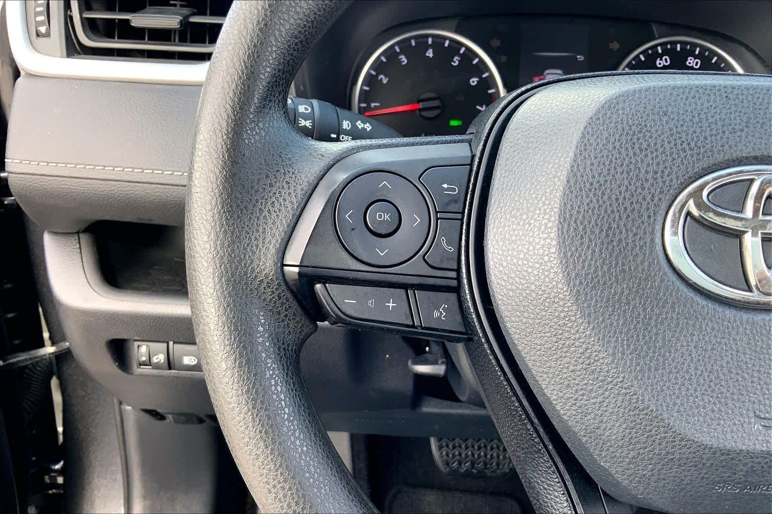 Used 2021 Magnetic Gray Metallic Toyota XLE Premium image 23