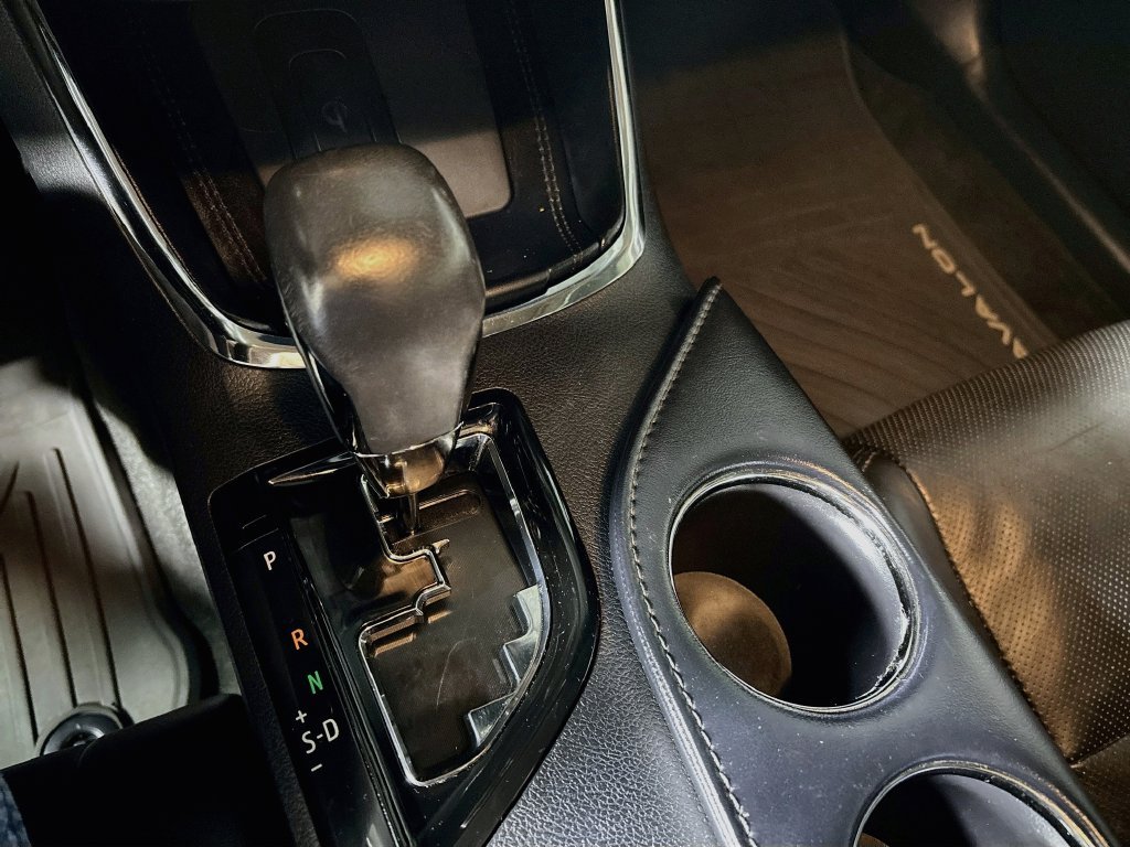 Used 2016 Gray Toyota Limited image 18