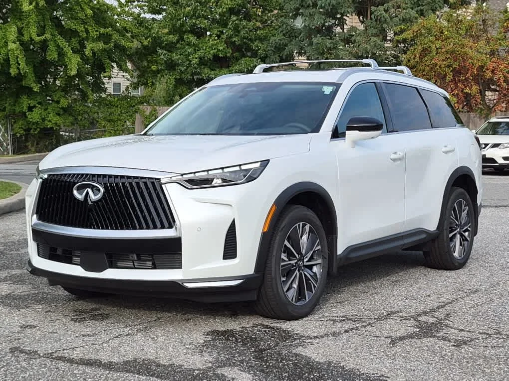 2027 INFINITI QX60 LUXE