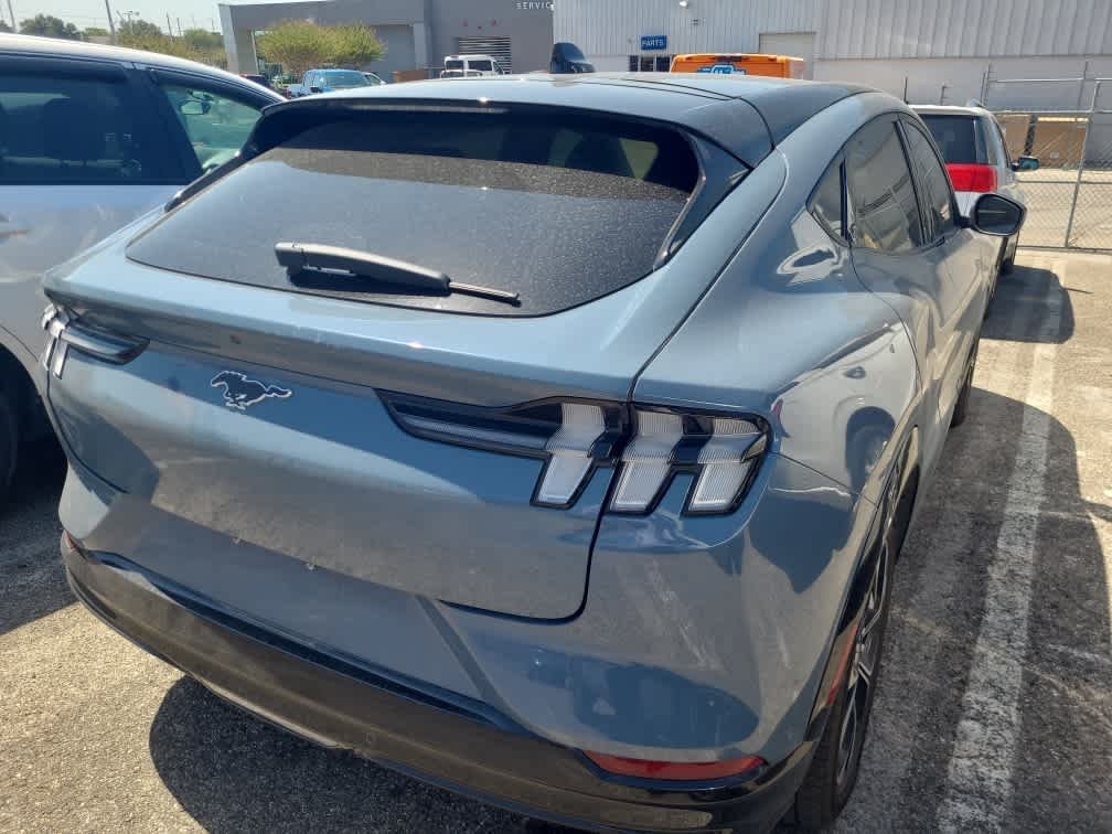 Certified Used 2023 Vapor Blue Metallic Ford Premium image 6