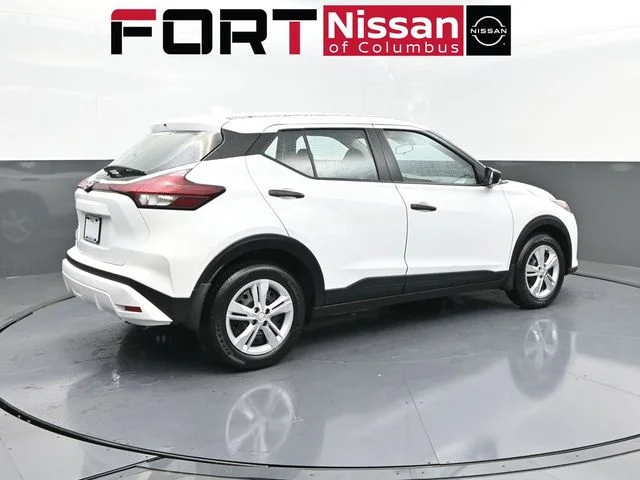 Used 2025 White Nissan S image 7