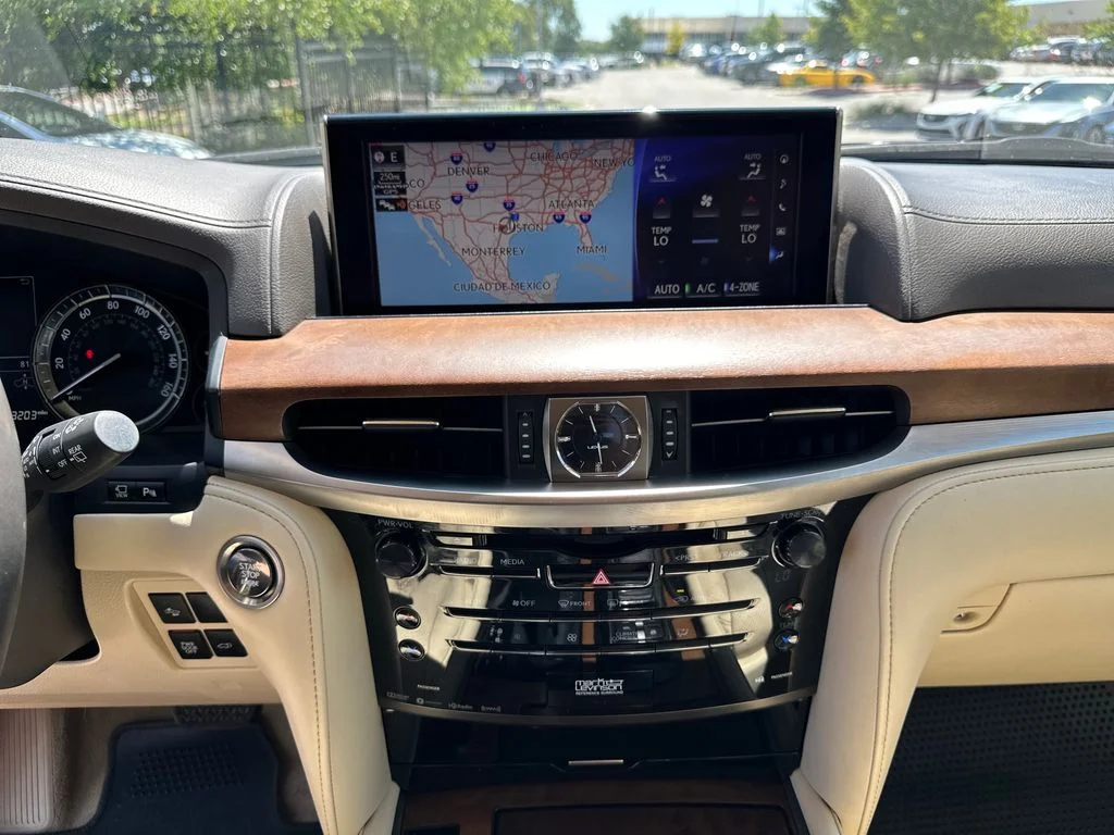 Used 2020 White Lexus 570 image 24