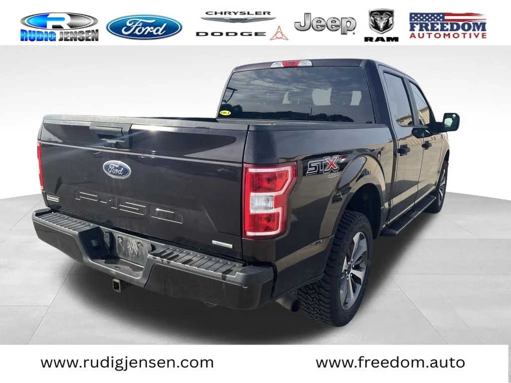 Used 2019 Red Ford XL image 7